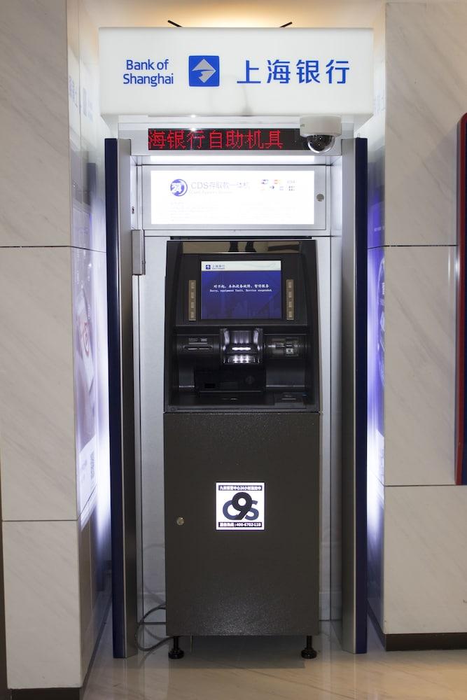 Shanghai Marriott Hotel Kangqiao Екстер'єр фото